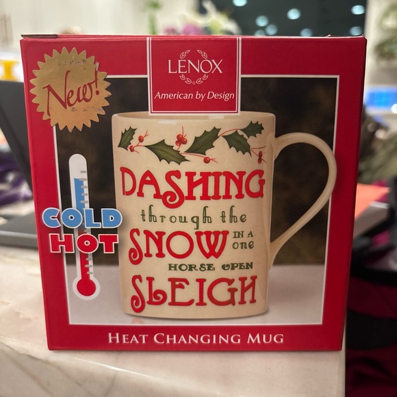 Lenox Other - Lenox Red Heat Changing Mug with‎ Festive Design